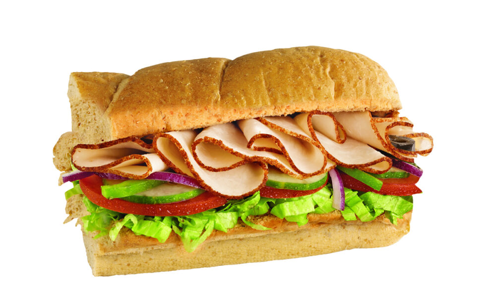 Metade de um sanduíche em baguete do Subway