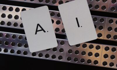 imagem com duas placas com as letras AI, simbolizando inteligência artificial; IA generativa; apps inteligência artificial