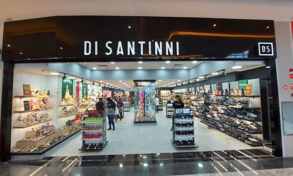 Fachada da loja Di Santinni em shopping