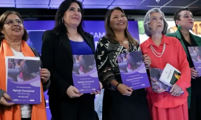 A ministra das Mulheres, Cida Gonçalves, a primeira dama Janja Lula da Silva, a ministra do Planejamento, Simone Tebet, e a ministra do STF, Carmen Lúcia, durante lançamento do Relatório da Agenda Transversal Mulheres PPA