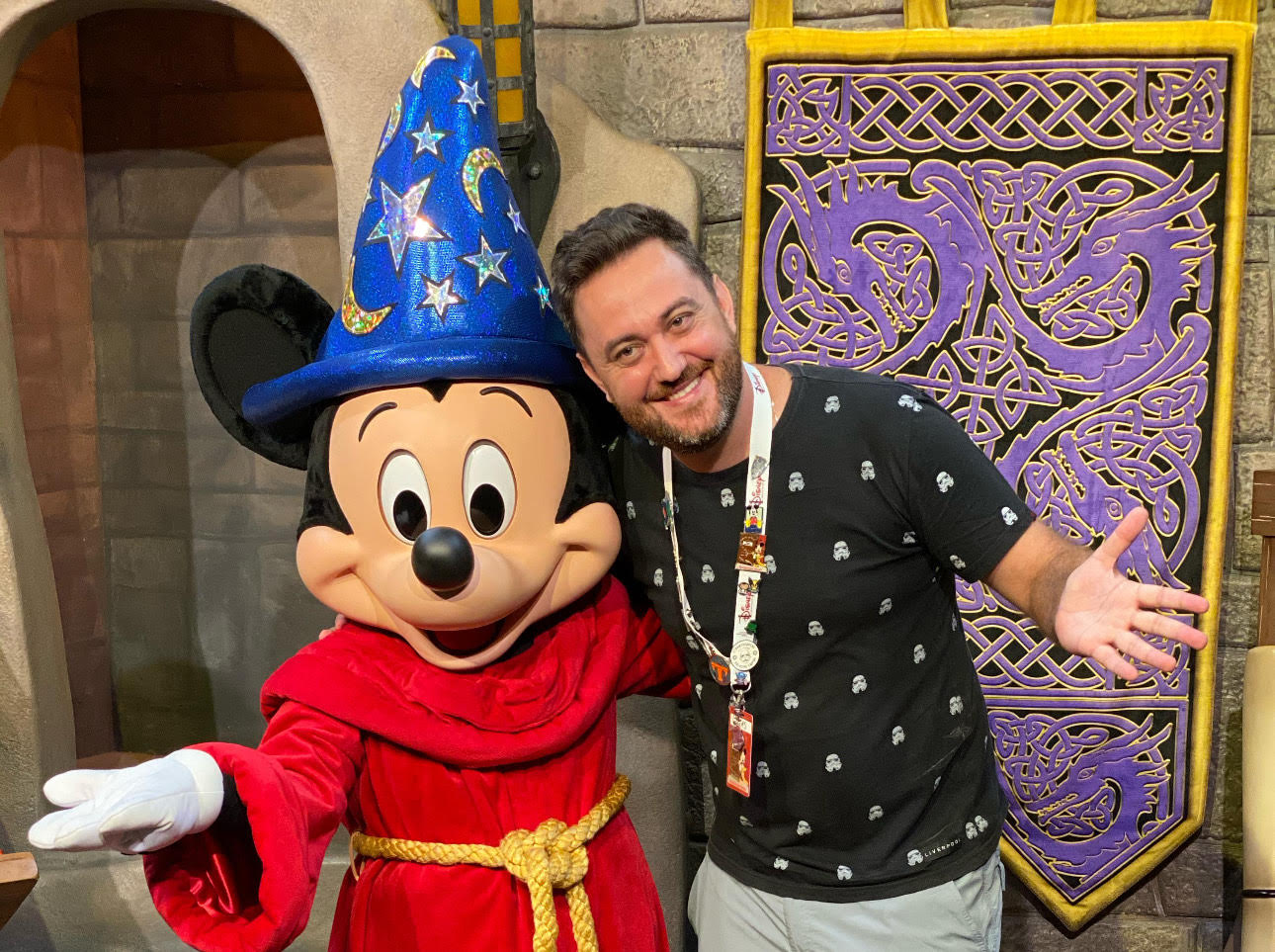 Imersão em Liderança e Inovação: Explorando o Varejo e a Magia Disney em Orlando