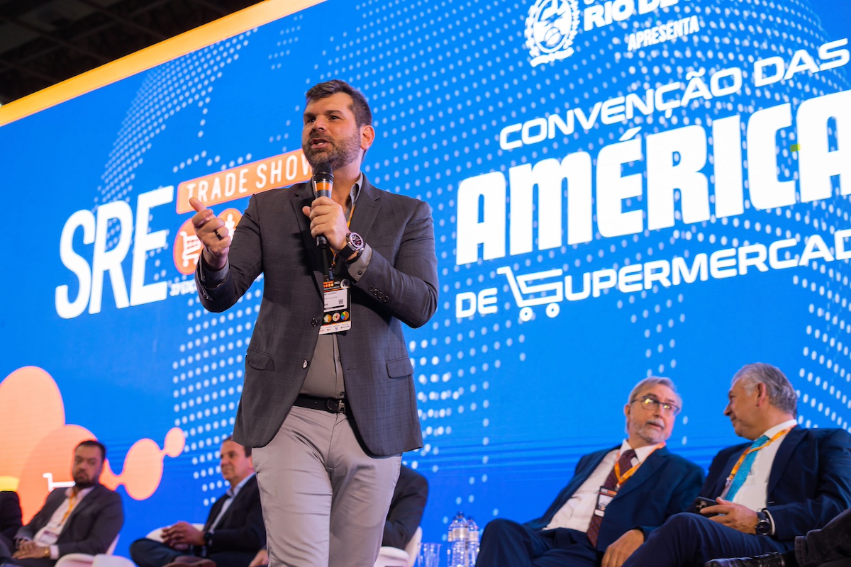 Presidente da ASSERJ, Fabio Queiroz, no SRE