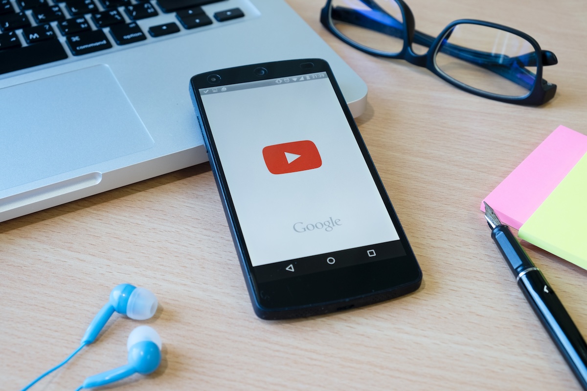 YouTube Shopping