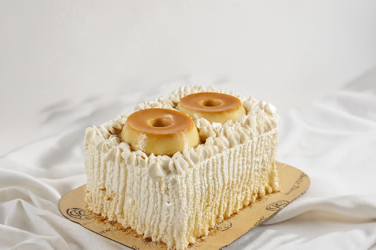 Bolo Pudim da Sodiê Doces