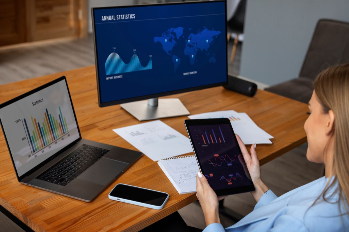Apps de bancos disputam organização financeira com planilhas
