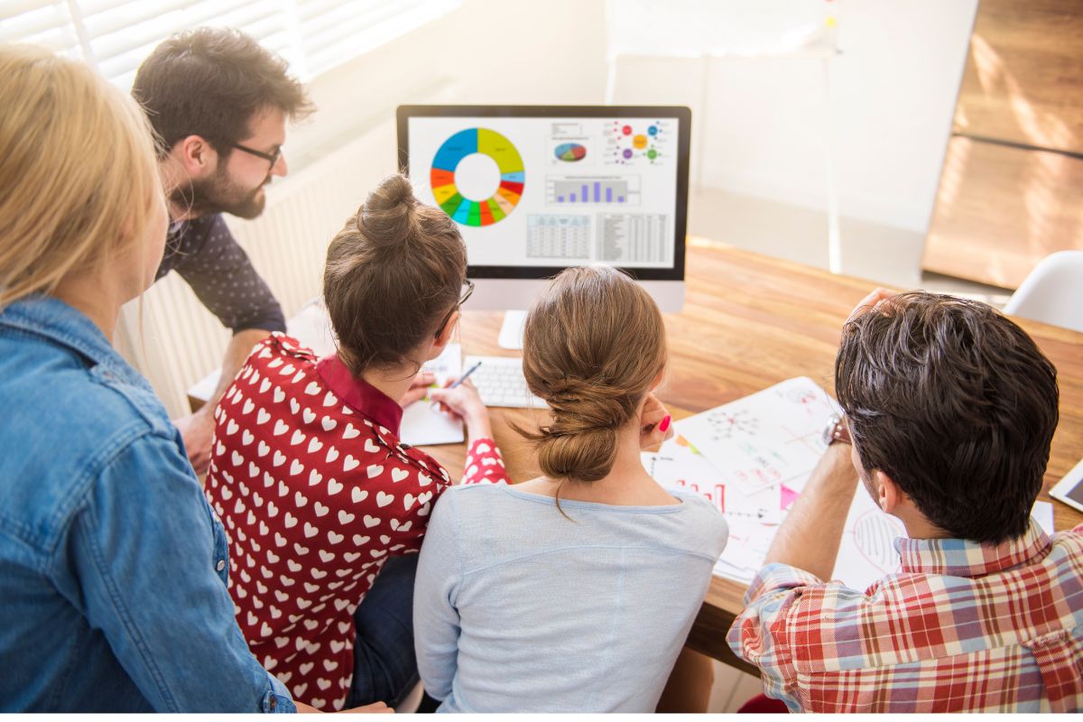 Microcomunidades devem redefinir estratégias de marketing no segundo semestre de 2026