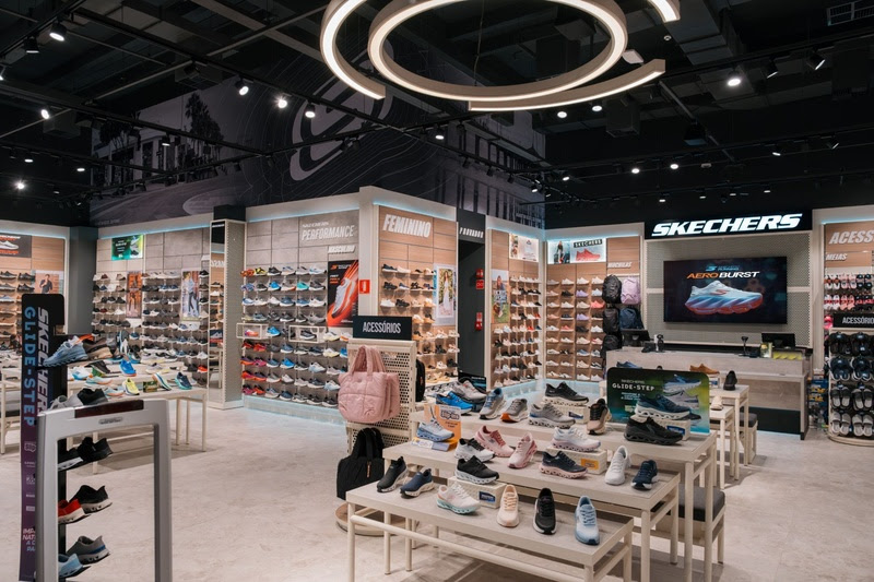 Skechers