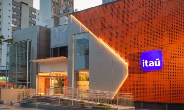 itaú unibanco e soften sistemas